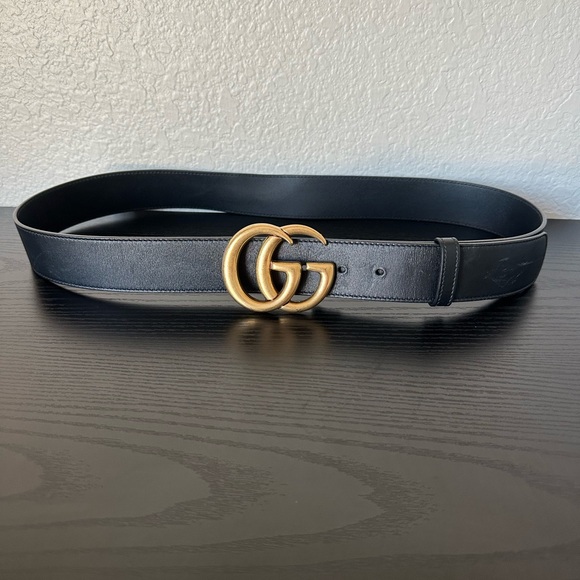 Gucci Black Belt with Gold Buckle - Picture 1 of 4